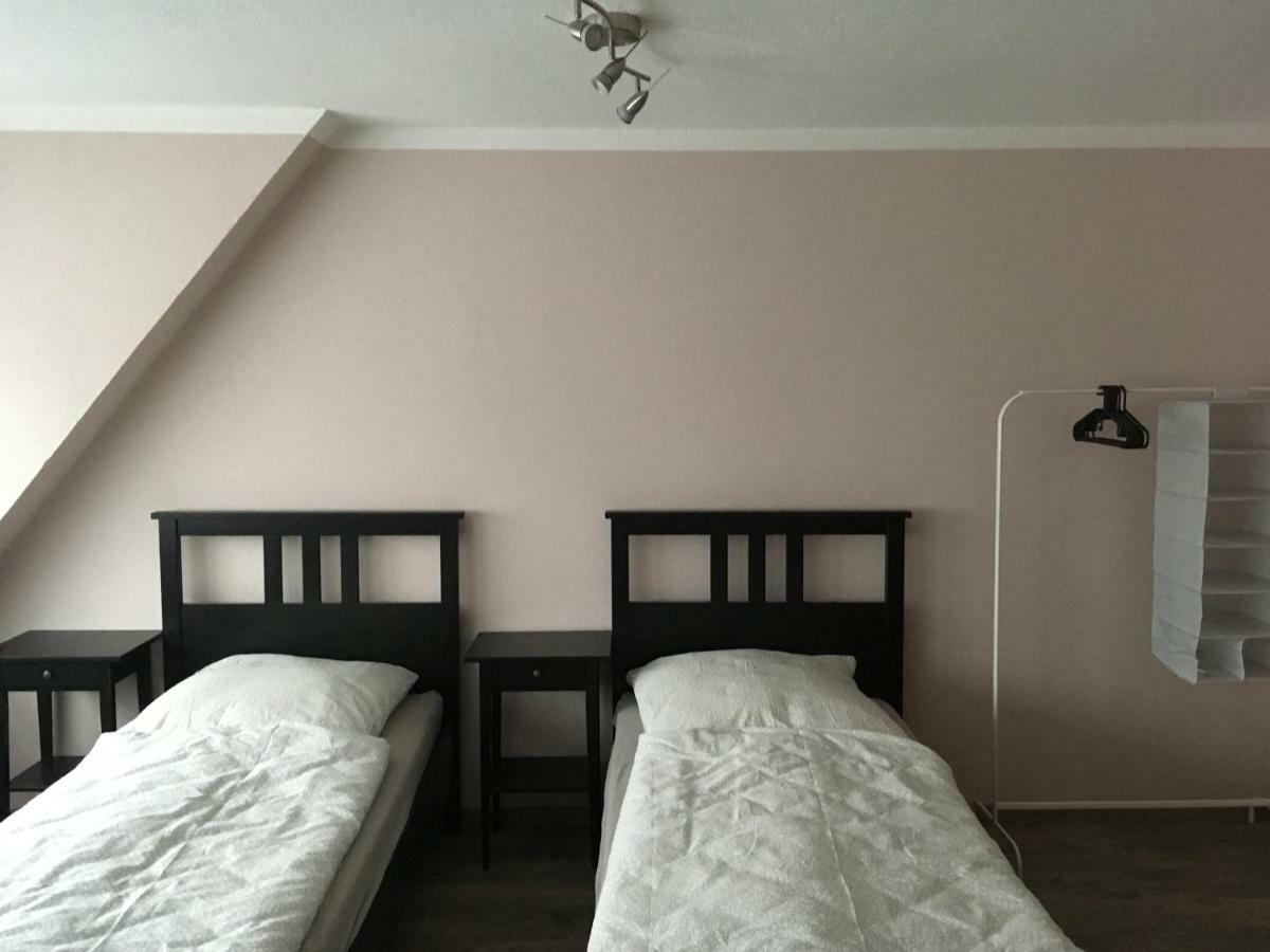 بوتجادينغين Gasthaus Kaiserhof, Zimmer & Appartament المظهر الخارجي الصورة
