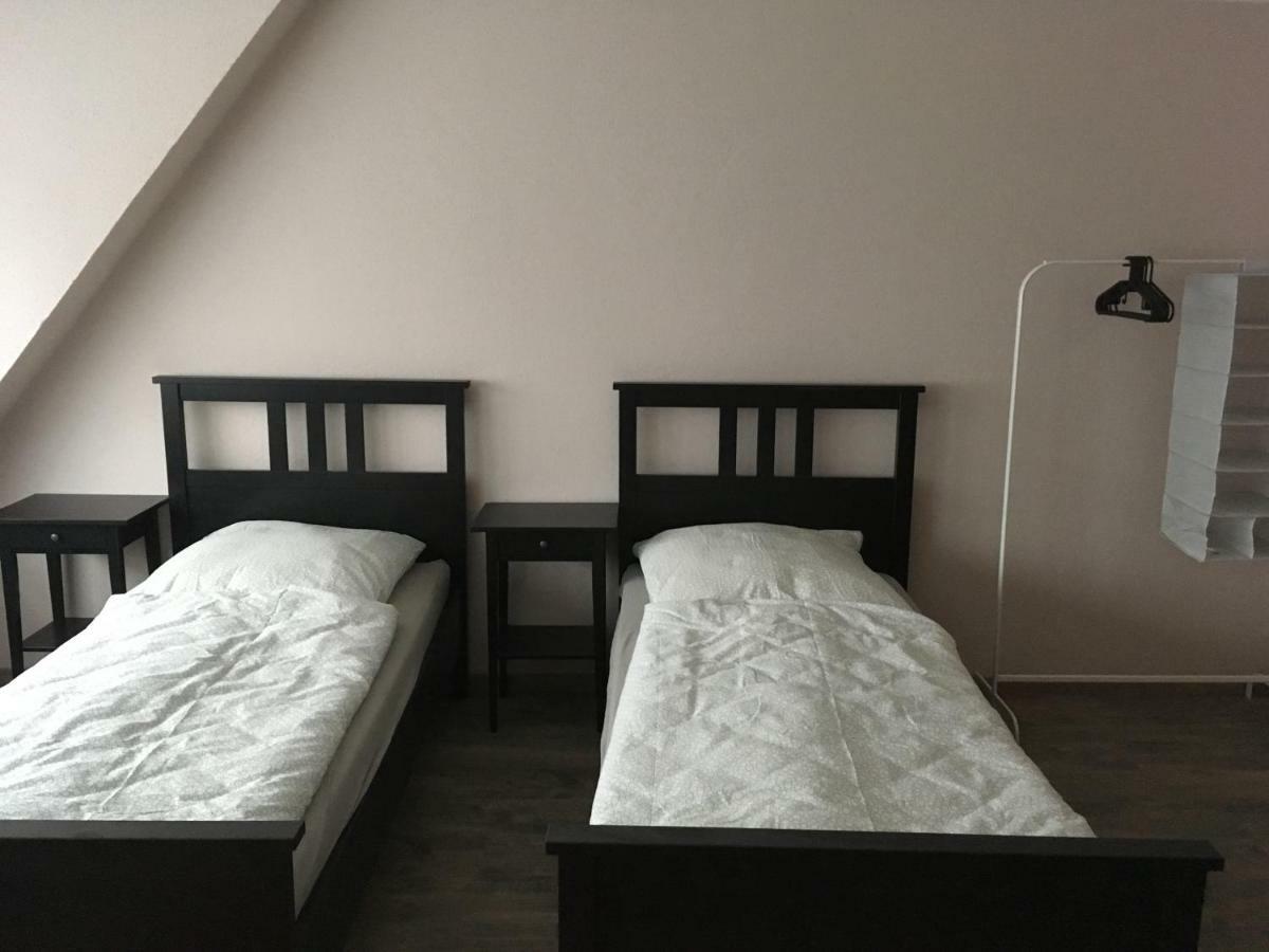بوتجادينغين Gasthaus Kaiserhof, Zimmer & Appartament المظهر الخارجي الصورة